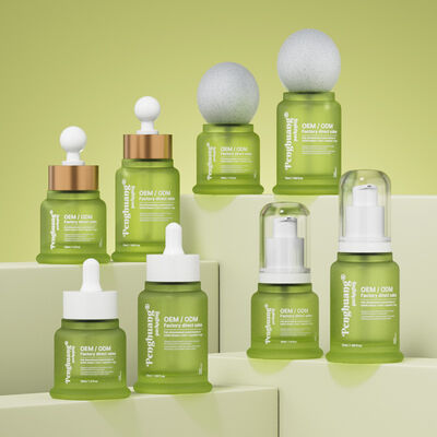 زجاجة مصل زيت جوهرية تتميز بطباعة الختم الساخن وتقدم تغليفًا تجميليًا أنيقًا وجاذبية لمنتجات العناية بالبشرة